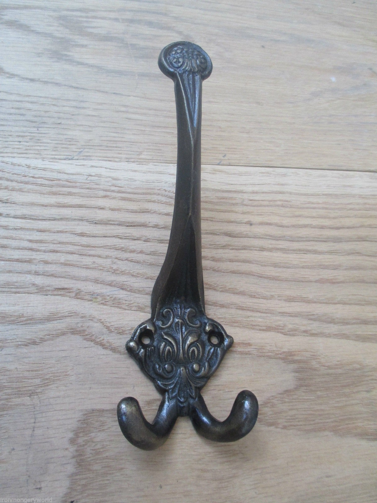 ORNATE TRIPLE HOOK-Decorative Vintage Victorian Style Hat And Coat Hook  Hanging- AGED ANTIQUE BRASS
